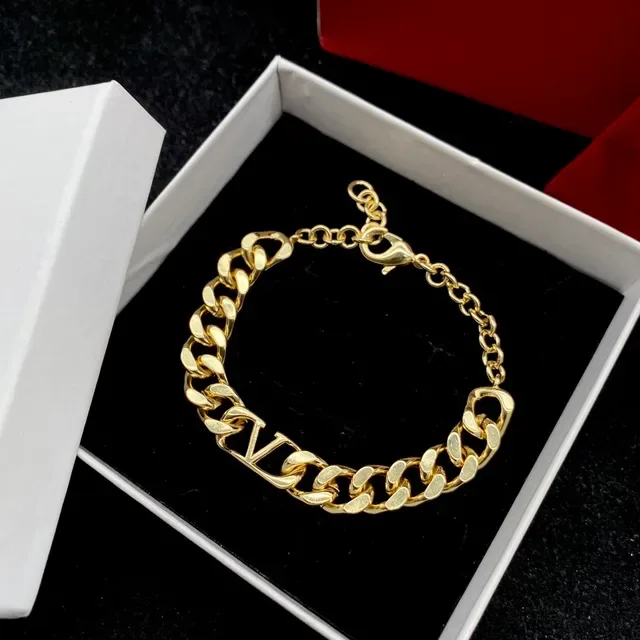 Valentino VLTN মোটা কার্ব চেইন নেকলেস 4