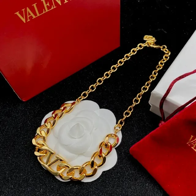 Valentino VLTN মোটা কার্ব চেইন নেকলেস 6