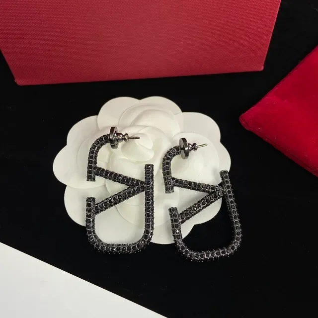 瓦伦蒂诺 VLTN 帕维 黑色水晶 Logo 耳钉 5
