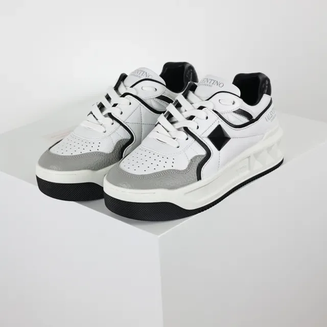 Valentino Tênis Lifestyle Branco e Cinza Low-Top com Sola de Plataforma 2