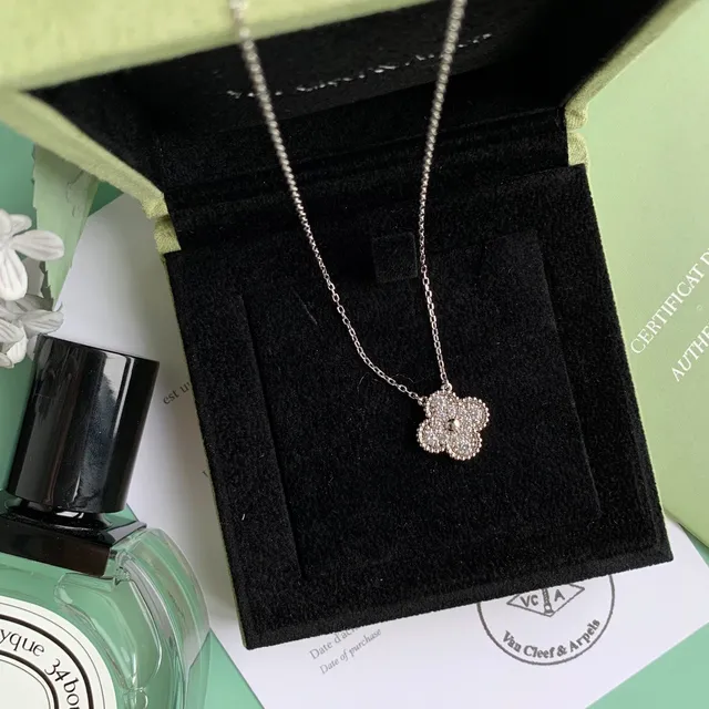 Van Cleef & Arpels Alhambra 四叶草 镶钻项链 4