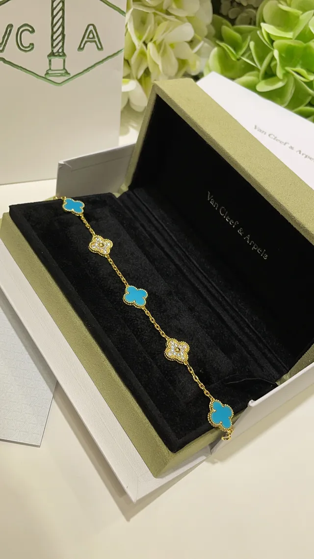 Van Cleef & Arpels Alhambra Five Motif Turquoise و Pavé سوار 6