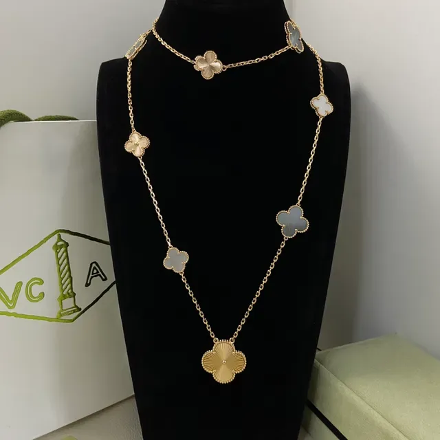 Van Cleef & Arpels Alhambra চার পাতার ক্লোভার এবং পাখা মোটিফ নেকলেস 2