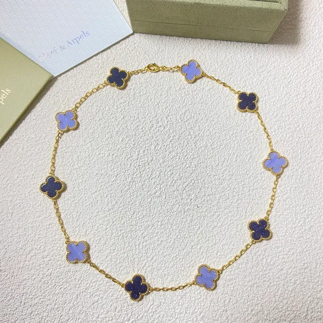 Van Cleef & Arpels Alhambra 薰衣草和海军蓝三叶草项链 4