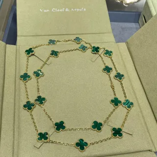 Van Cleef & Arpels Alhambra Malachite Four-Leaf Clover Necklace