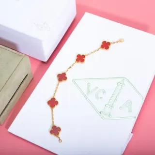 Van Cleef & Arpels Alhambra Red Enamel Four-Leaf Clover Gold Bracelet