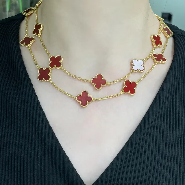 Van Cleef & Arpels Alhambra Collier en Émail Rouge Trèfle à Quatre Feuilles 3