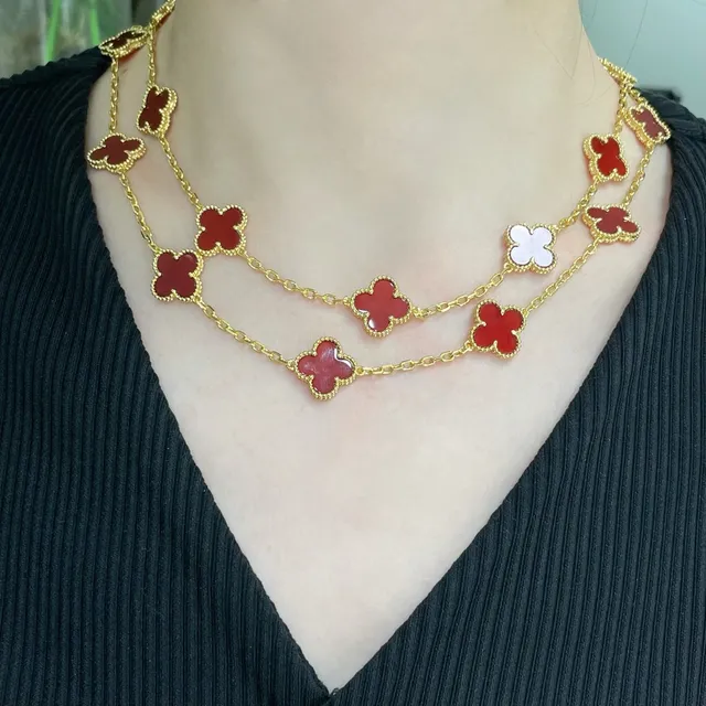 Van Cleef & Arpels Alhambra Collier en Émail Rouge Trèfle à Quatre Feuilles 5