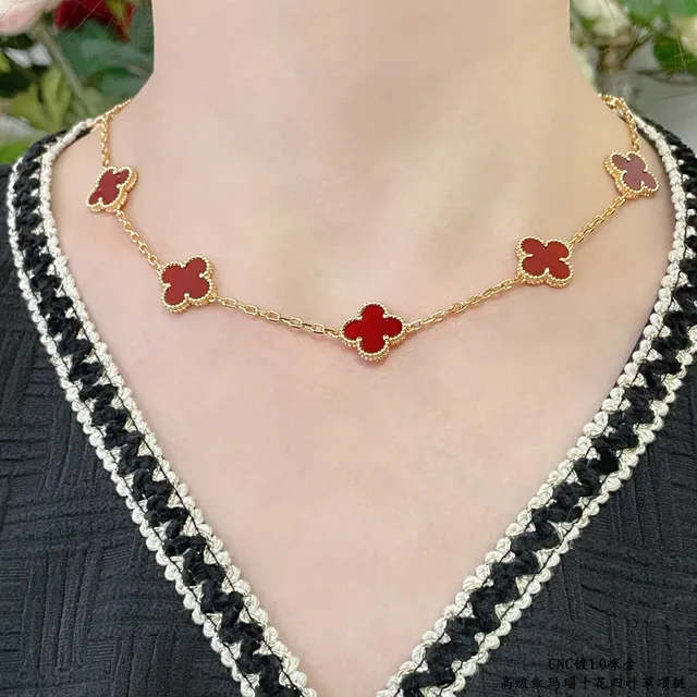 Van Cleef & Arpels Alhambra Ten Motif ذهب أحمر قلادة 9