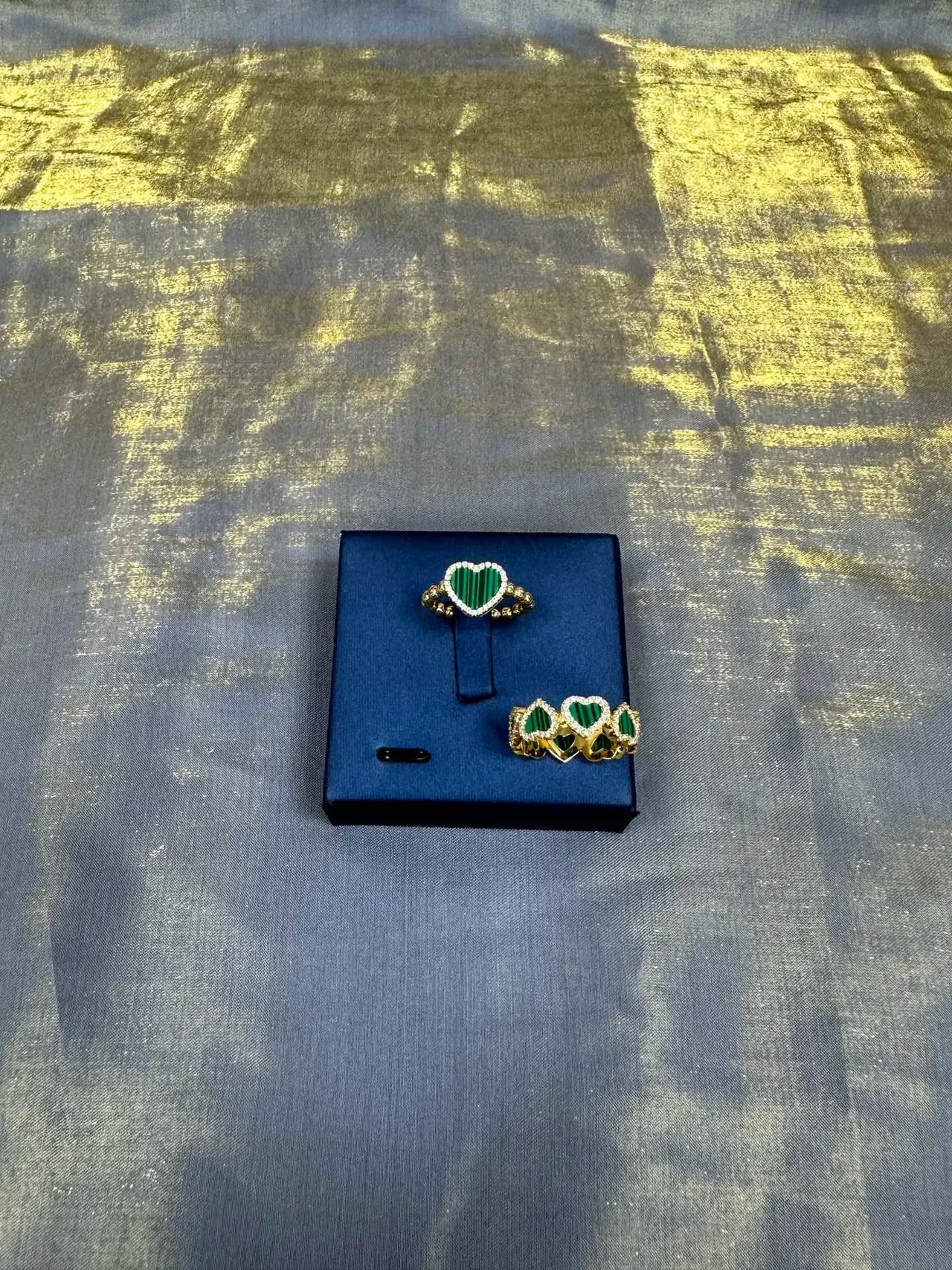 Van Cleef & Arpels Sweet Alhambra Bague Cœur Malachite et Diamant 8