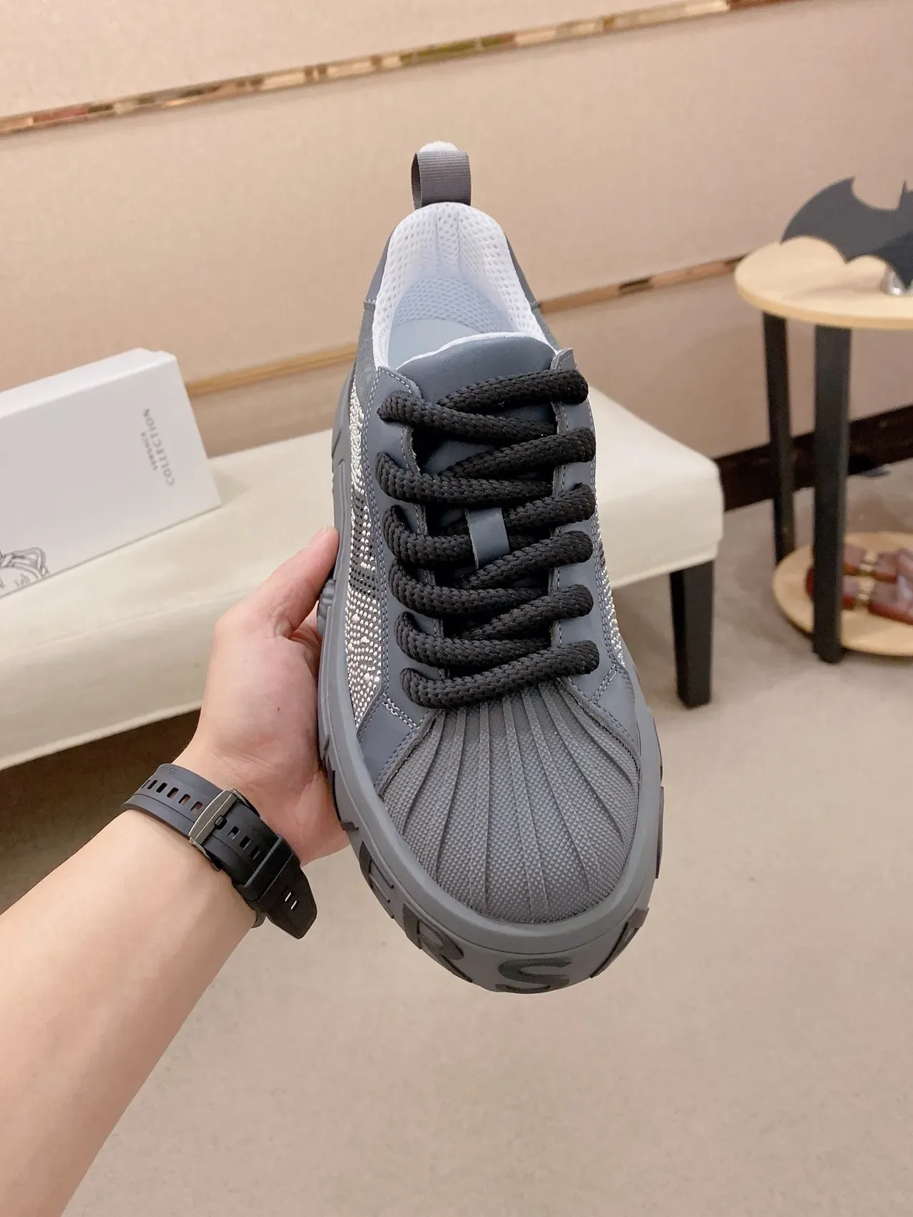 Versace Ace Gris orné de cristaux plateforme lifestyle sneakers 5