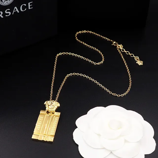 Versace قلادة سوداء فضية سلسلة مرتبطة مستطيلة 5