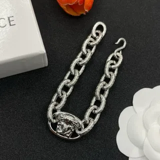 Versace Chain Reaction Medusa Head 银色链条手链