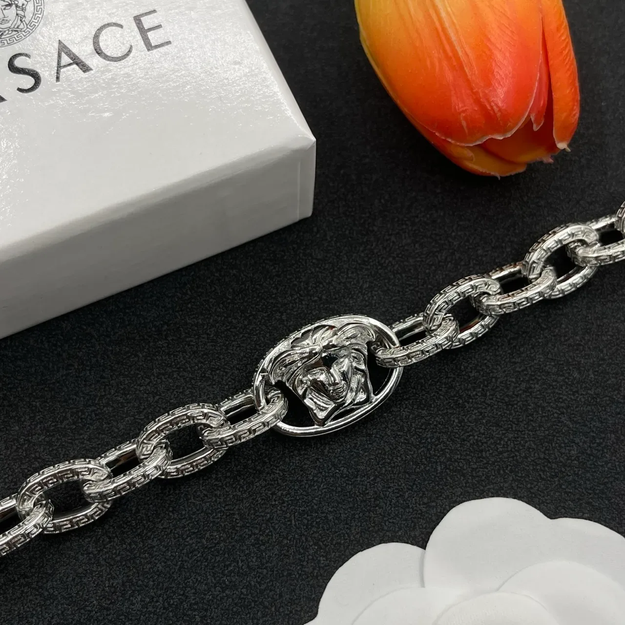 Versace Chain Reaction Medusa Head चांदी की जंजीर कंगन 6