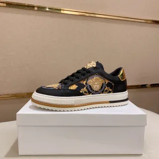 Versace Chain Reaction Medusa Print Black Gold लाइफस्टाइल स्नीकर