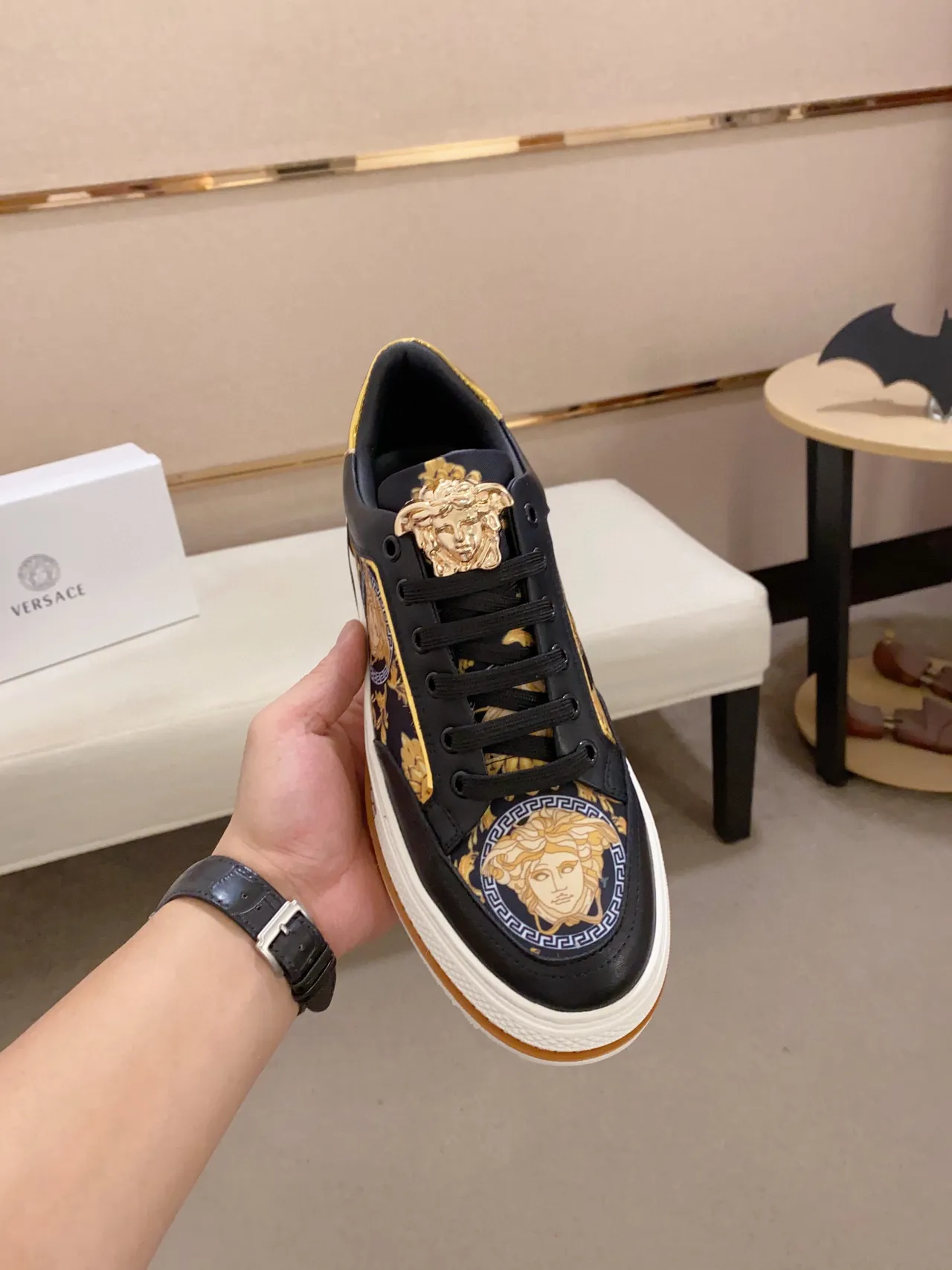 Versace Chain Reaction Medusa Print Black Gold Lifestyle Sneakers 9