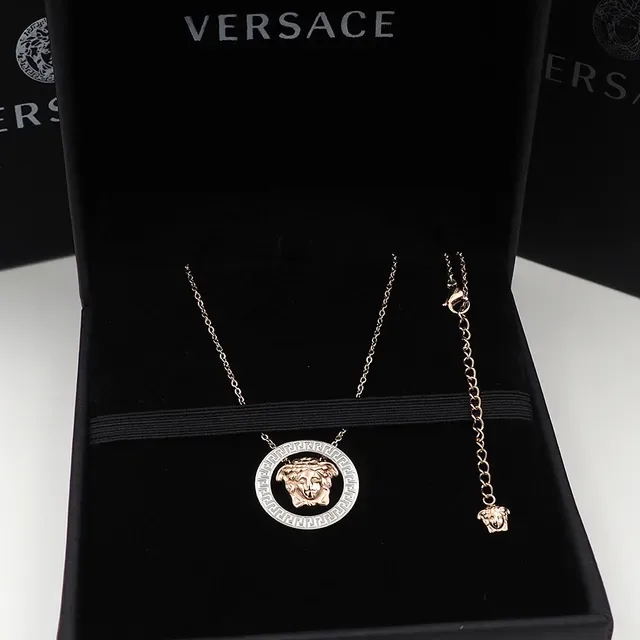 Versace Greca Odissea cabeza de Medusa collar en tono dorado 4