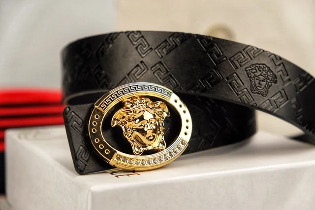 Versace Medusa Cinto Preto Dourado Cabeça Centro Borda Chave Grega Couro 4