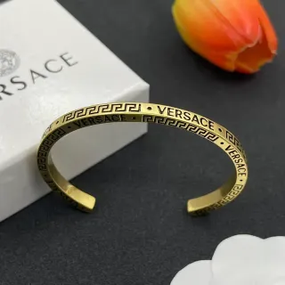 Versace Odissea 雕刻 Greca 钥匙手镯