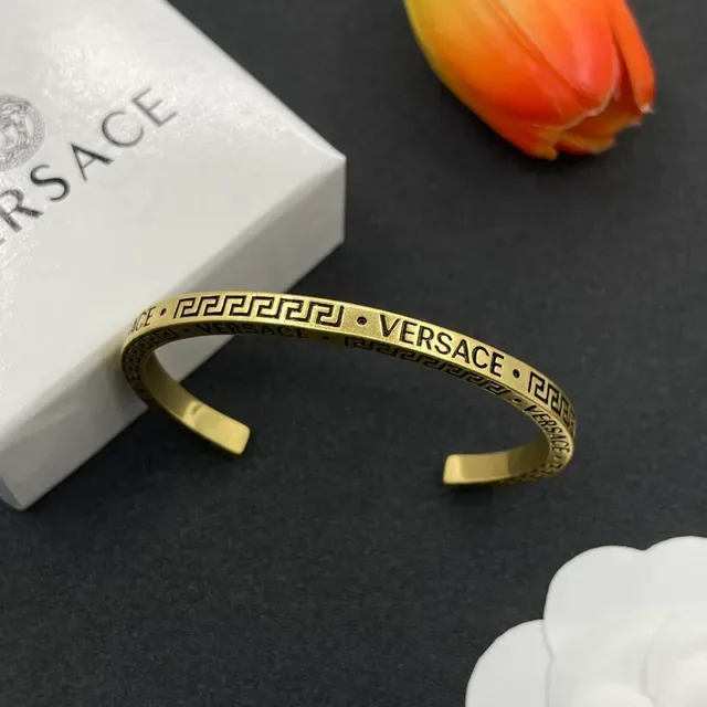 Versace Odissea उकेरा हुआ Greca कुंजी कफ ब्रेसलेट 6