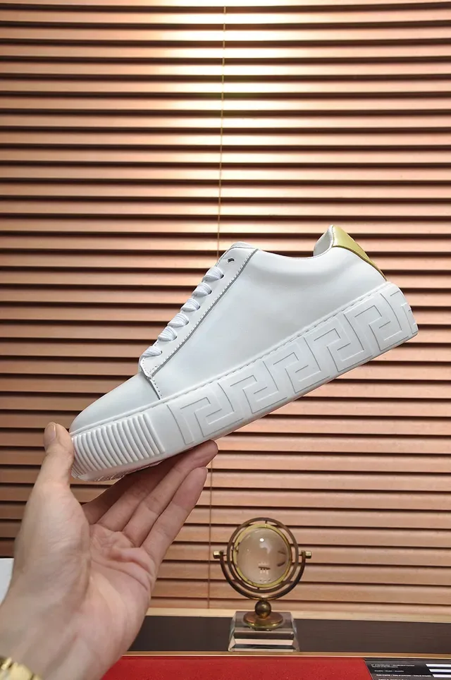 Versace White Gold tênis lifestyle low top sola plataforma 6