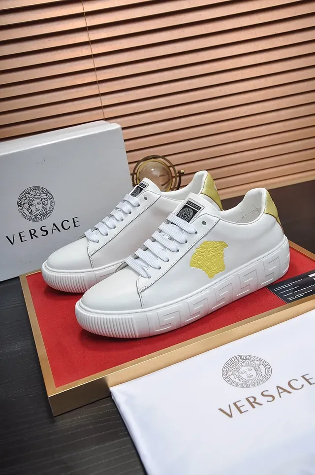 Versace White Gold tênis lifestyle low top sola plataforma 7