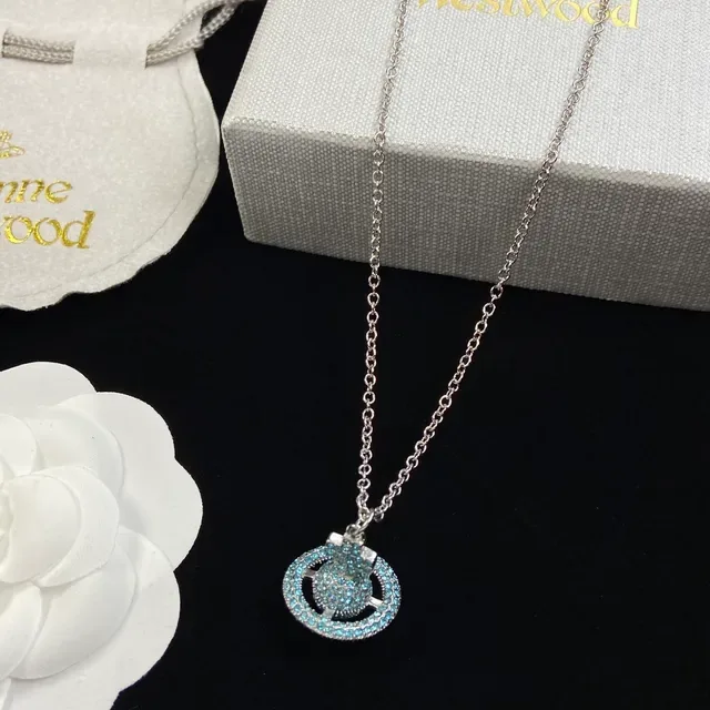 Vivienne Westwood Classic Orb Colgante con cristales pavé 4