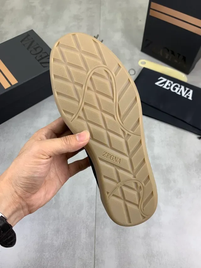 Zegna Sneaker Lifestyle Noir en Daim Low-Top 2
