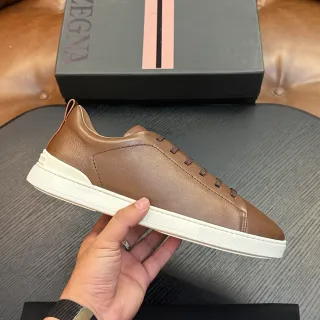 Zegna भूरी चमड़ी लो-टॉप लाइफस्टाइल स्नीकर