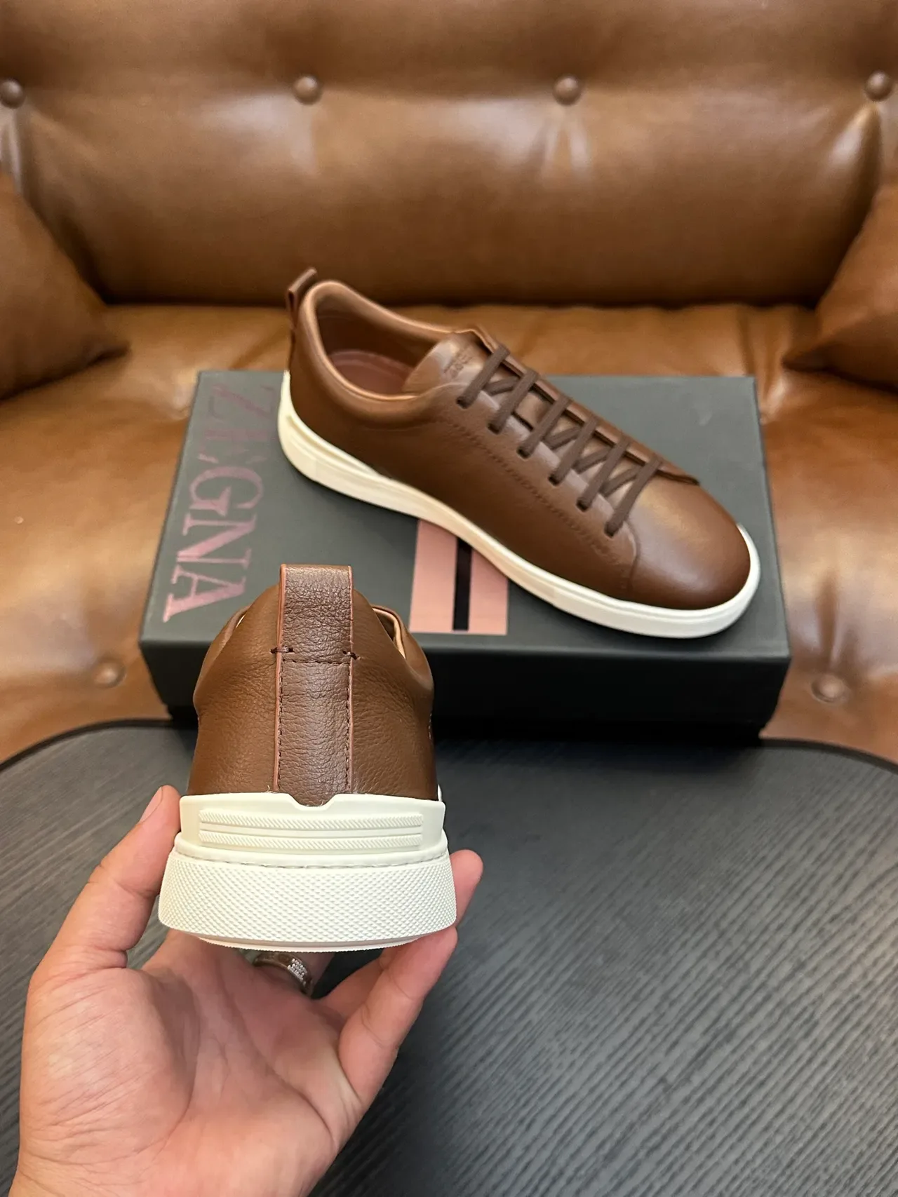Zegna 棕色真皮低帮生活方式运动鞋 3