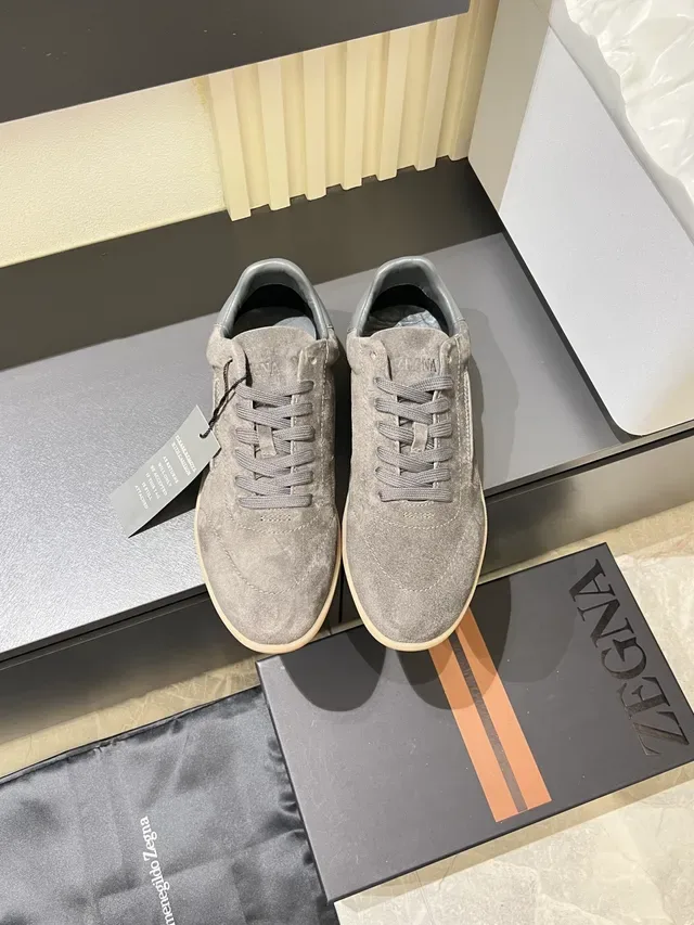 Zegna 灰色麂皮休闲运动鞋 5