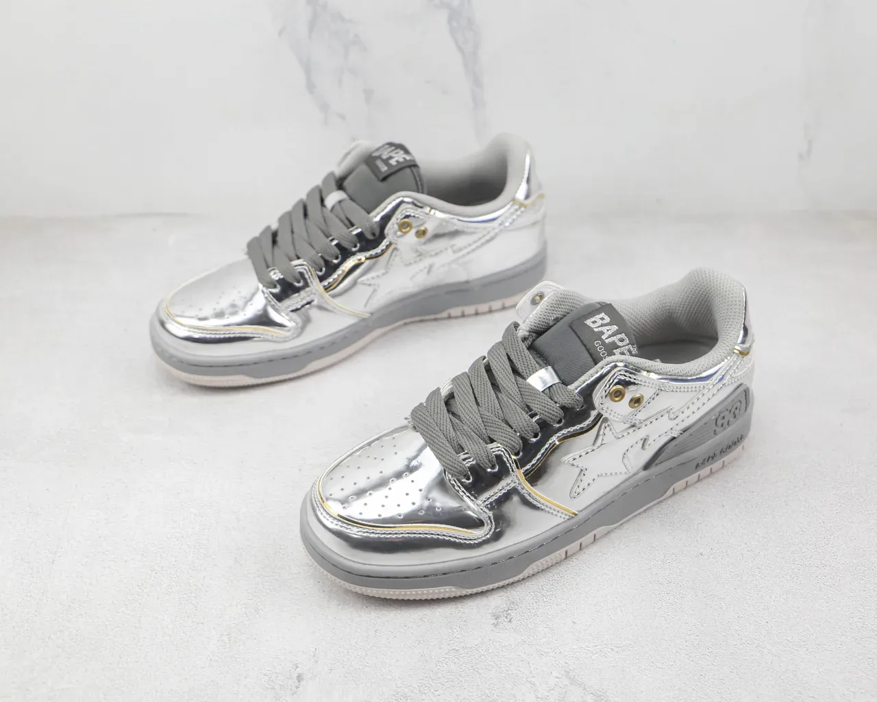 A Bathing Ape BAPE STA ধাতব রূপালী সোনার ট্রিম জীবনশৈলী স্নিকার্স 4