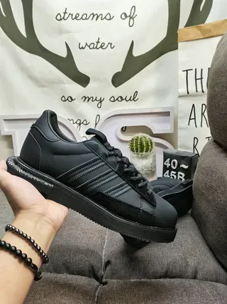 Adidas কালো সাদা লো-টপ চামড়া মতো উপর লাইফস্টাইল স্নিকার 5