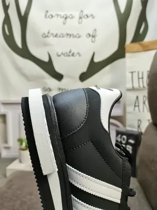 Adidas কালো সাদা লো-টপ চামড়া মতো উপর লাইফস্টাইল স্নিকার 13