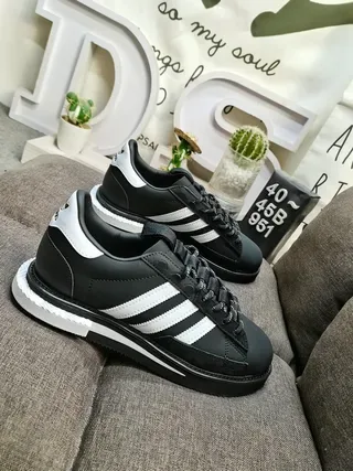 Adidas কালো সাদা লো-টপ চামড়া মতো উপর লাইফস্টাইল স্নিকার 19