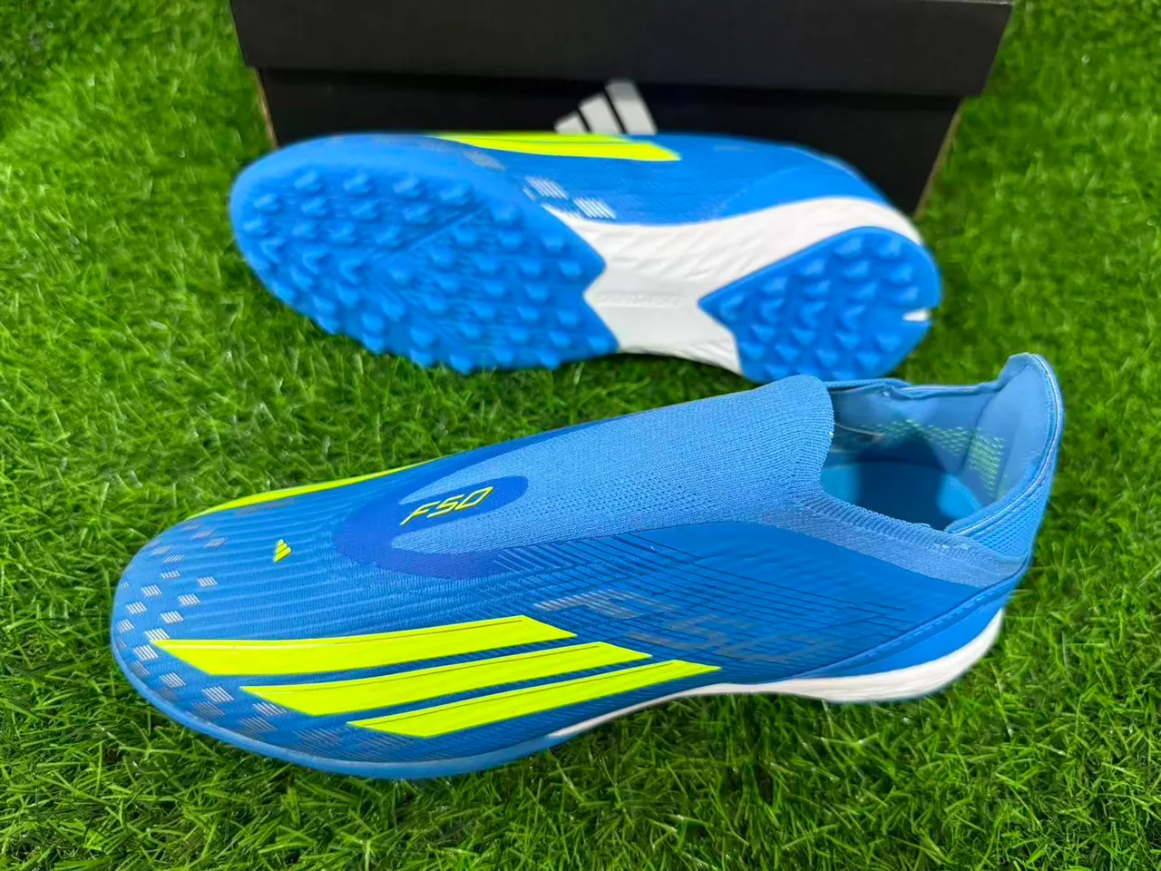 Adidas Blue Yellow Sock-Fit Collar Textured Synthetic Upper Artificial-Grass Soccer Shoes 9