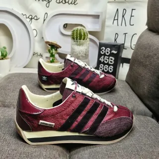 Adidas حذاء رياضي برغندي أسود low-top نسيج علوي نمط حياة