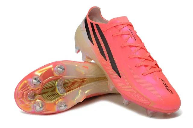 Adidas F50 Hyperfast Sapatos de futebol rosa e preto para solo firme 4