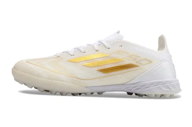 Adidas F50 White Gold Tênis de futebol turf sintético leve com detalhes de listras 8