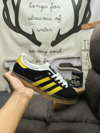 Adidas Gazelle أحذية رياضية أسود وأصفر بنمط حياة 5