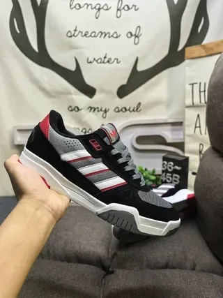 Adidas رمادي أسود Low-Top Mesh-Suede Hybrid Lifestyle Sneakers 5