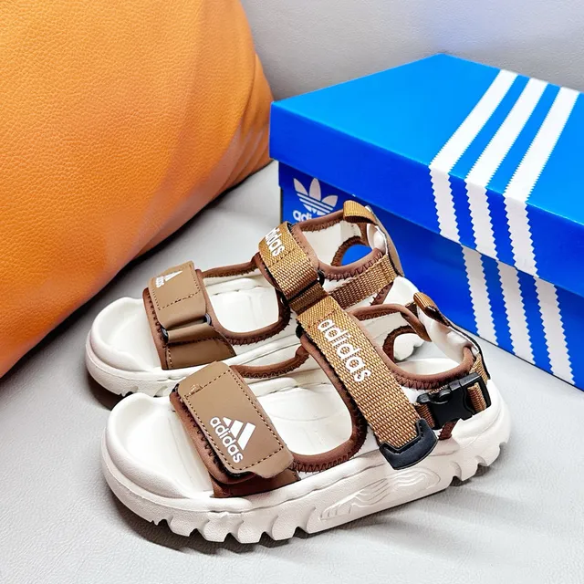 Adidas 儿童 多带 闭合脚趾 休闲凉鞋 11
