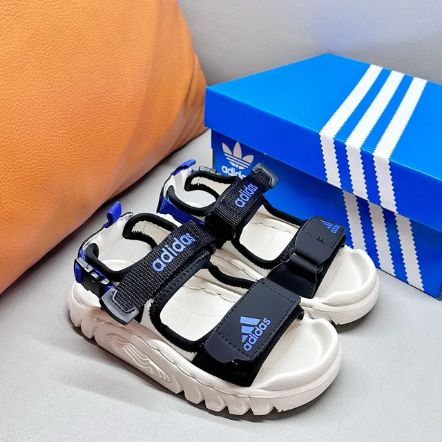 Adidas 儿童 多带 闭合脚趾 休闲凉鞋 21