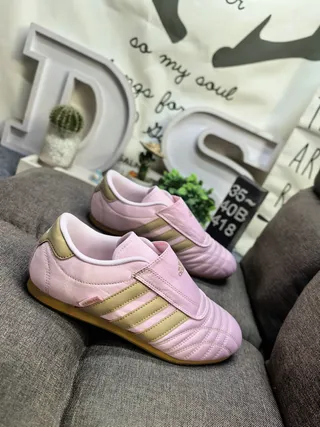 Adidas Chaussures Lifestyle Rose et Or sans Lacets à Enfiler avec Empeigne Quiltée 9