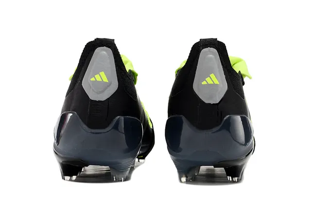 Adidas Predator Noir et Vert Néon Chaussures de Football pour Sol Ferme 4