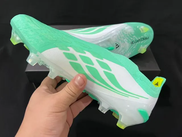 Adidas Predator Verde Branco Meia-Ajuste Tricô Superior Espigões Moldados Superfície Firme Sapatos de Futebol 11