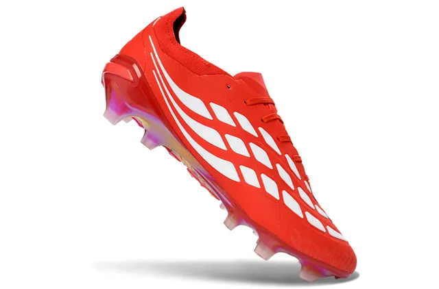 Adidas Predator लाल चांदी कम-कट लेस-अप बूट इरिडेसेंट पारदर्शी सोल फर्म-ग्राउंड फुटबॉल जूते 2