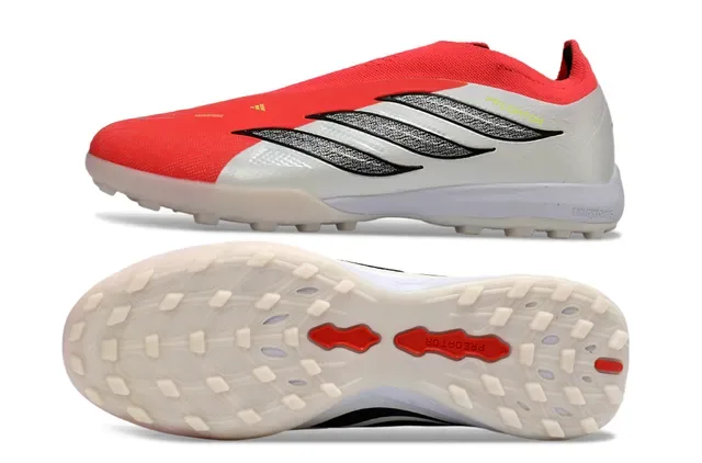 أحذية كرة القدم Adidas Predator أحمر أبيض بدون لاسيه ساك فت أبير تكستشرد सिलفر ثلاث شريط أوفرليه تيرف 16
