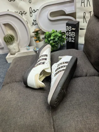 Adidas Samba Zapatillas Lifestyle con Rayas de Impresión de Leopardo 6