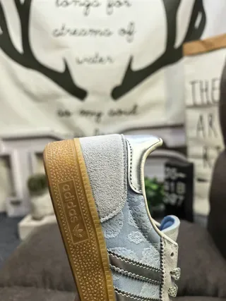Adidas Samba OG حذاء أسلوب الحياة أزرق فاتح وفضي 3